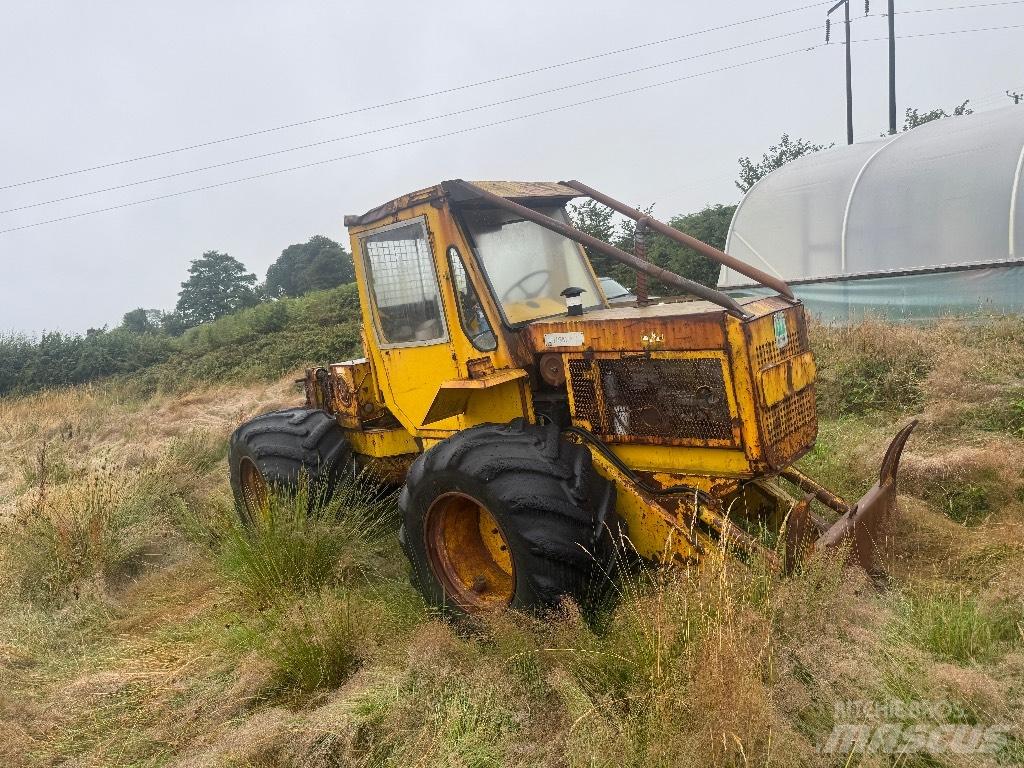 HSM 805 Skidders