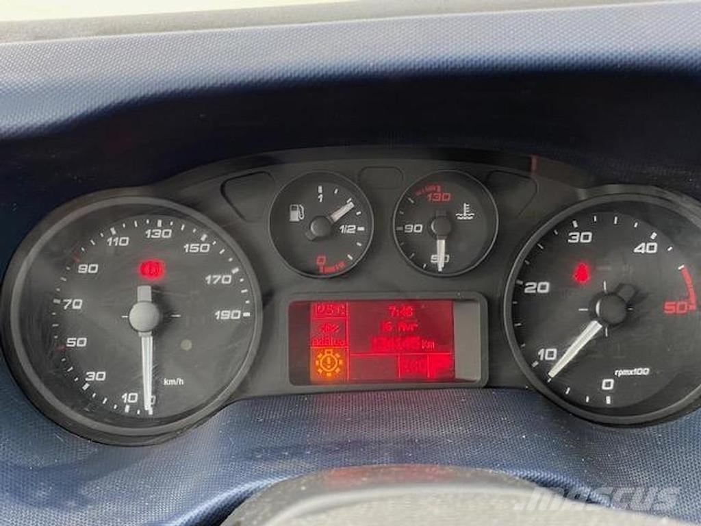 Iveco 35C18 Tipper trucks