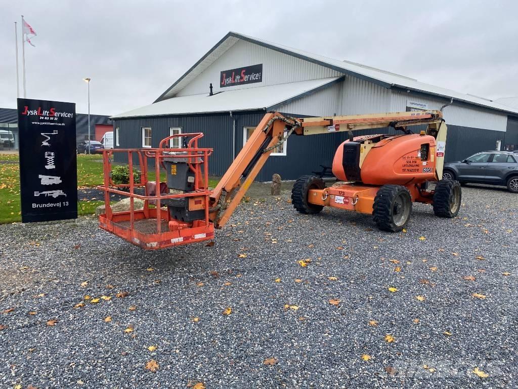 JLG 600 AJ Articulated boom lifts