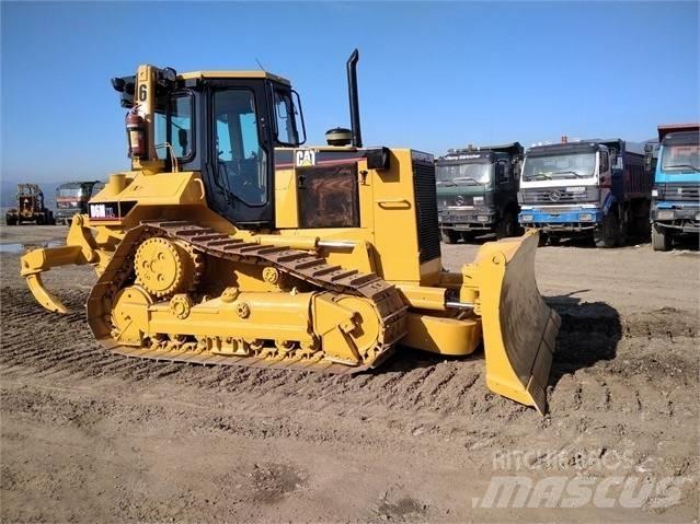 CAT D 6 M Crawler dozers