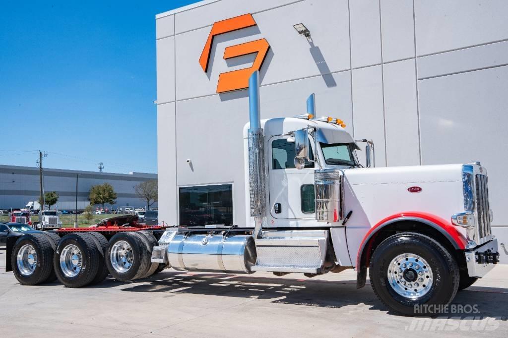 Peterbilt 389 Tractor Units