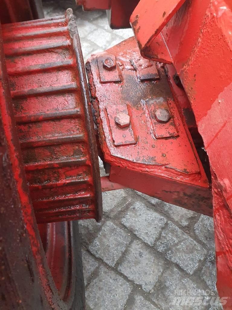 LKT 80 Skidders