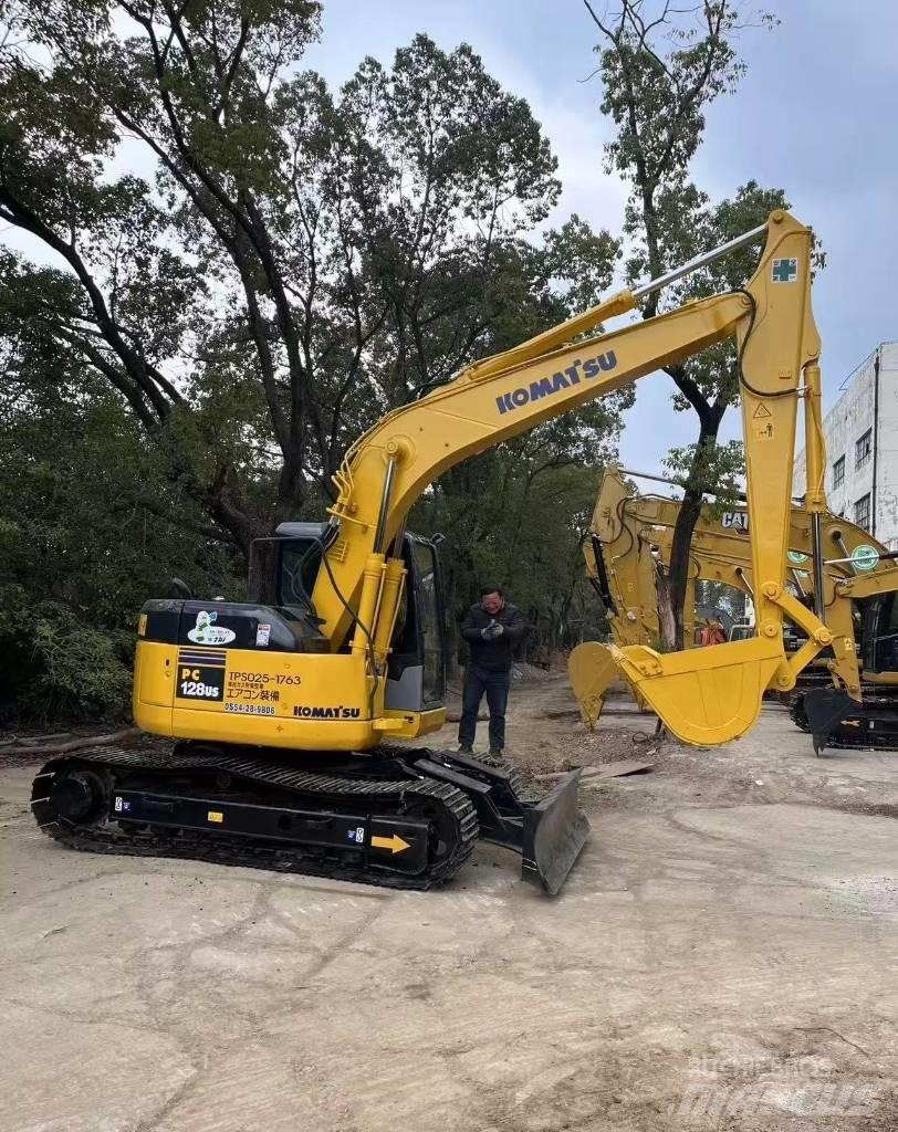 Komatsu 128 US Crawler excavators