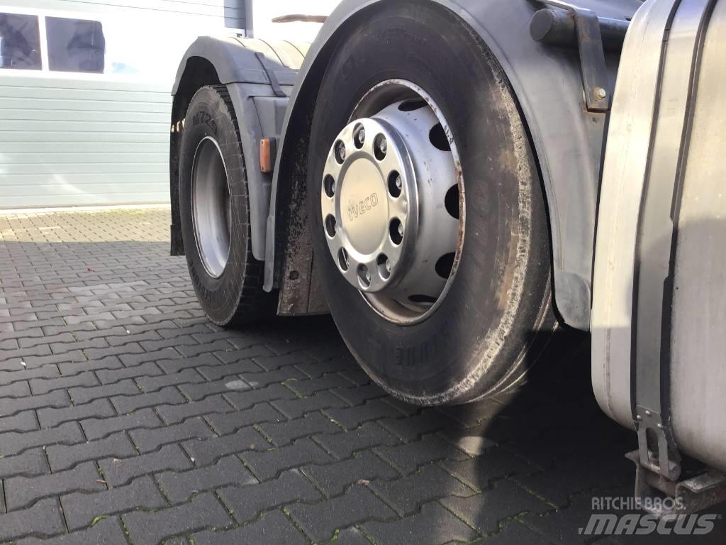 Iveco Stralis 420 Tractor Units