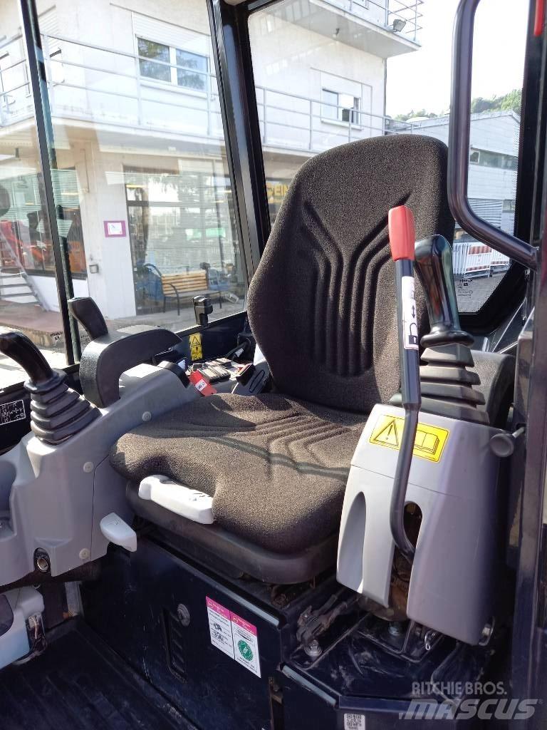 Kubota U 27-4 Mini excavators < 7t (Mini diggers)