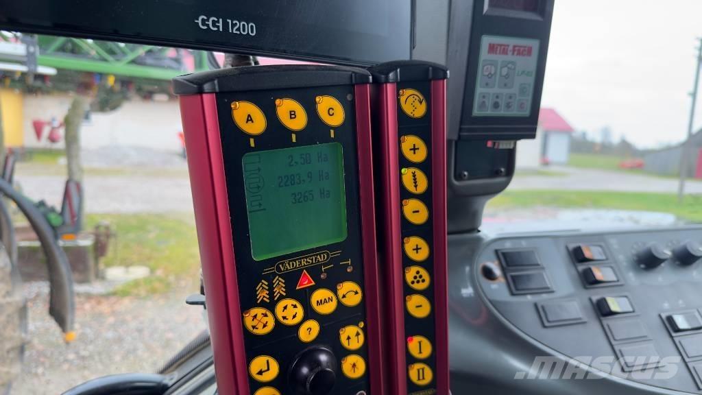 Väderstad Rapid300S Drills