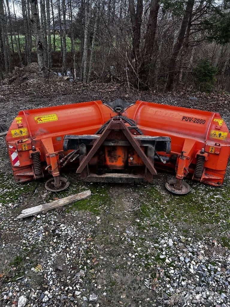 Pronar PUV 2800 Snow blades and plows