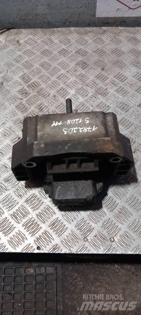 Scania 94 D.    1782203 Engines