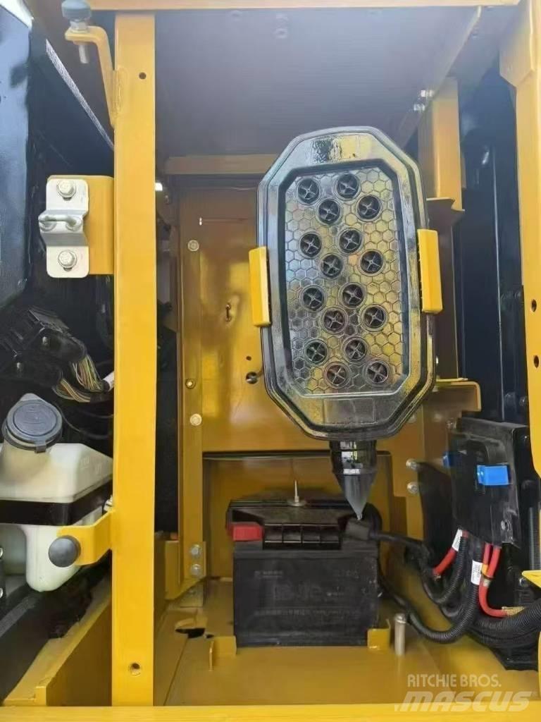 CAT 320 Crawler excavators