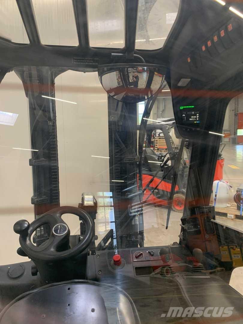 Linde E30 Electric forklift trucks