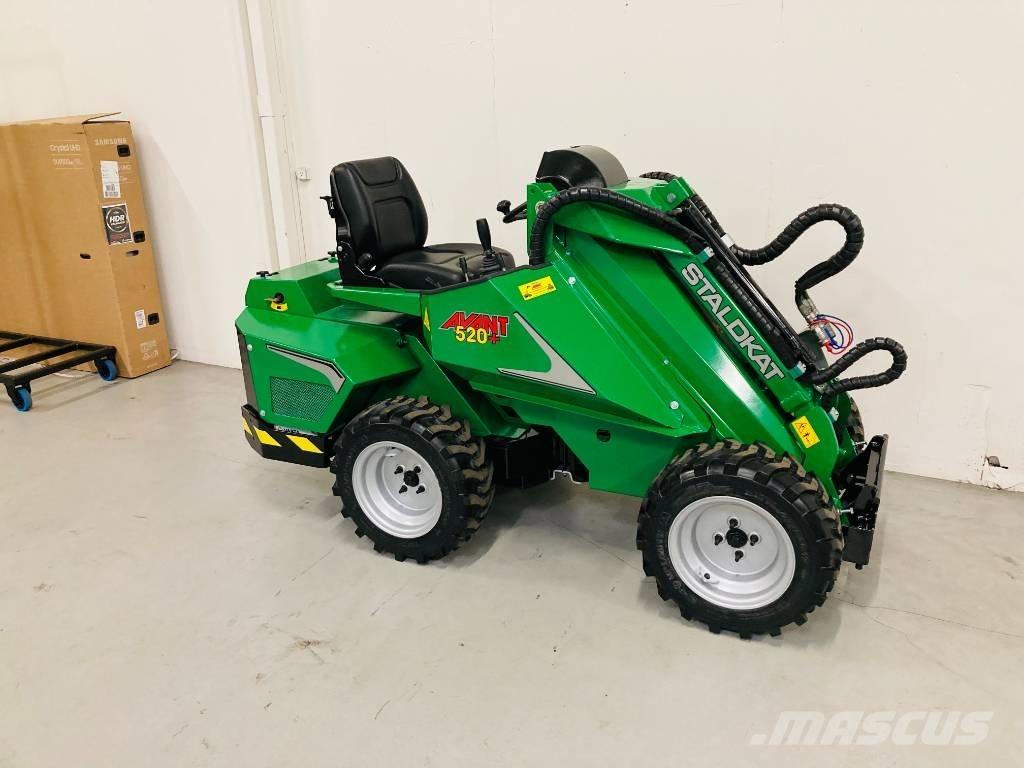Avant 520+ Tele Mini loaders