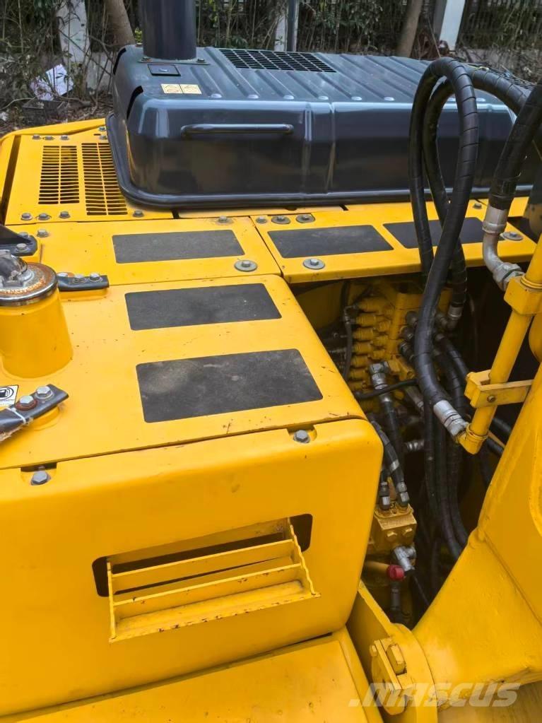 Komatsu PC 130 Crawler excavators