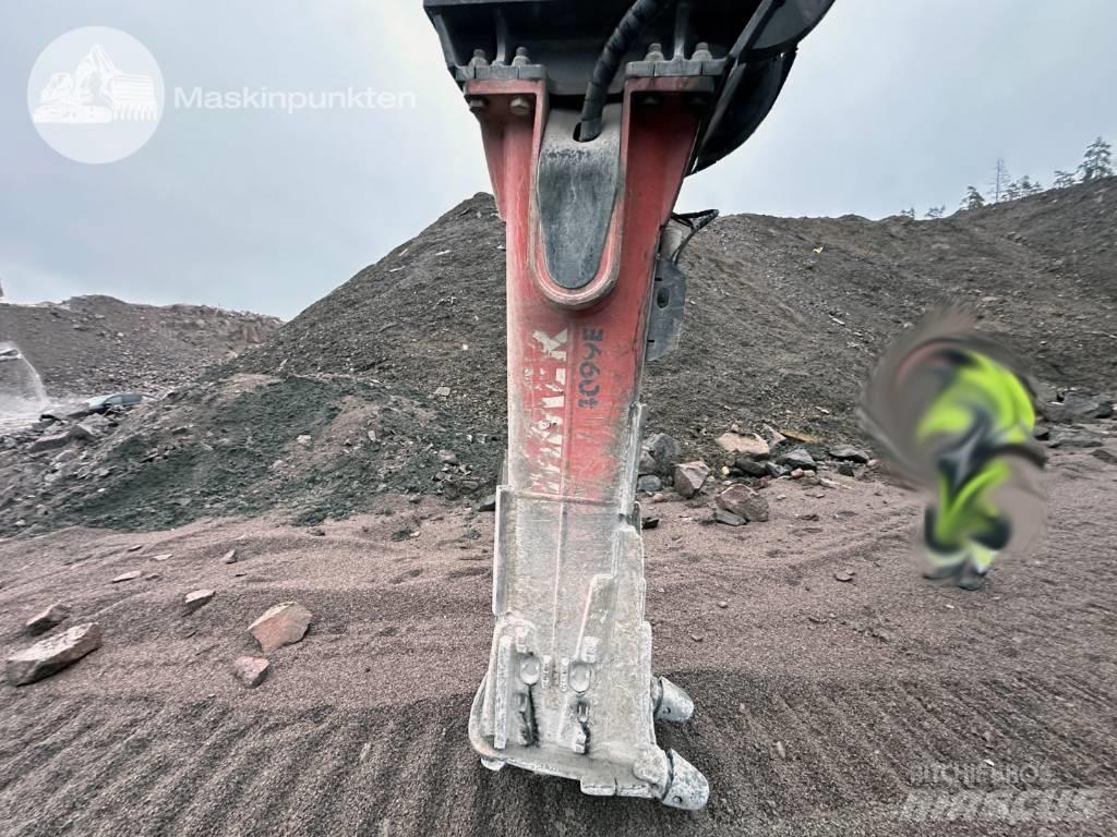CAT 340 Crawler excavators