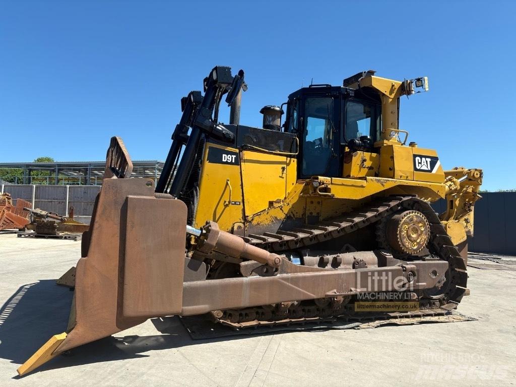 CAT D 9 T Crawler dozers