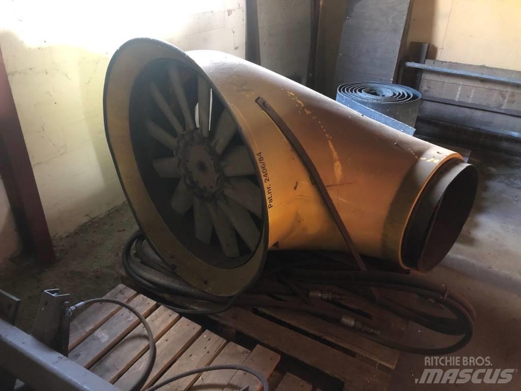 Kyndestoft 24 meter Trailed sprayers