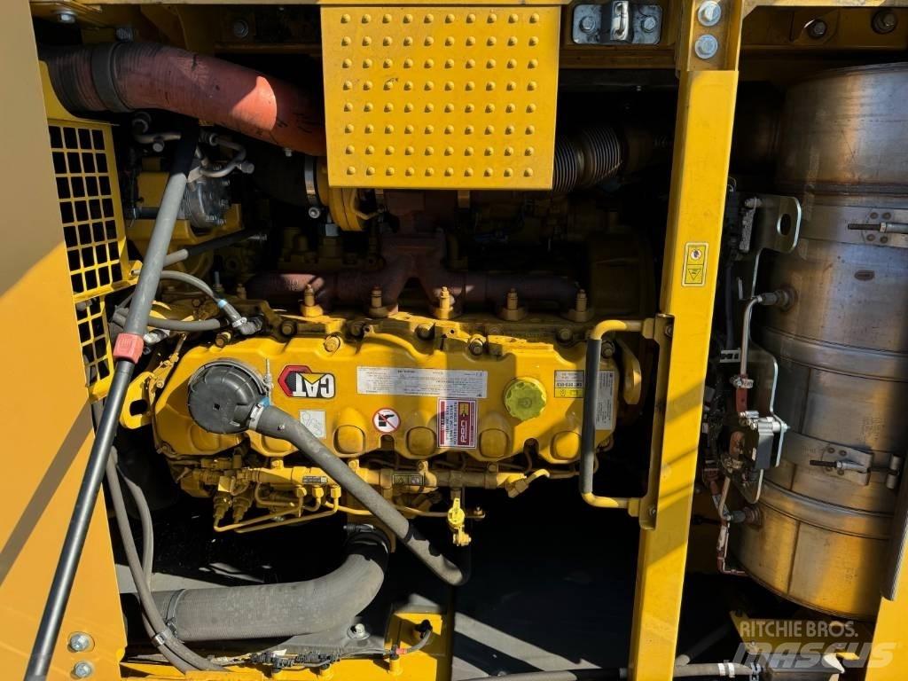 CAT 336 Crawler excavators