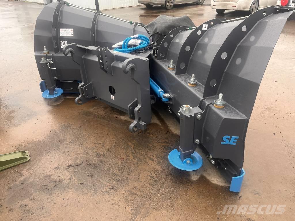 SE Equipment  Vikplog Snow blades and plows
