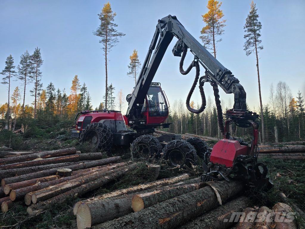 Komatsu 901 Harvesters