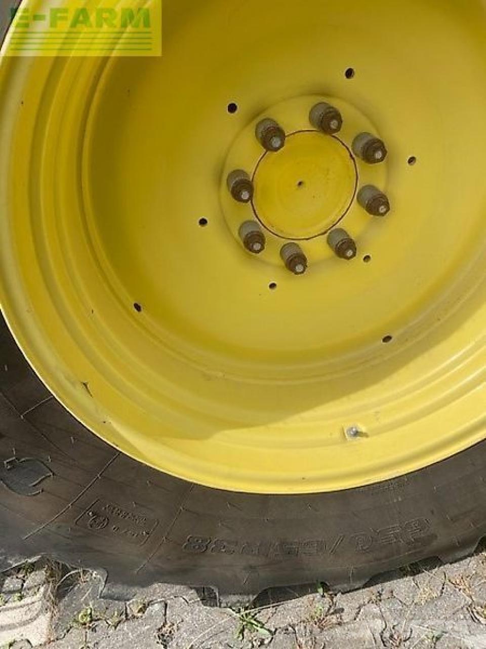 John Deere 6140r Tractors