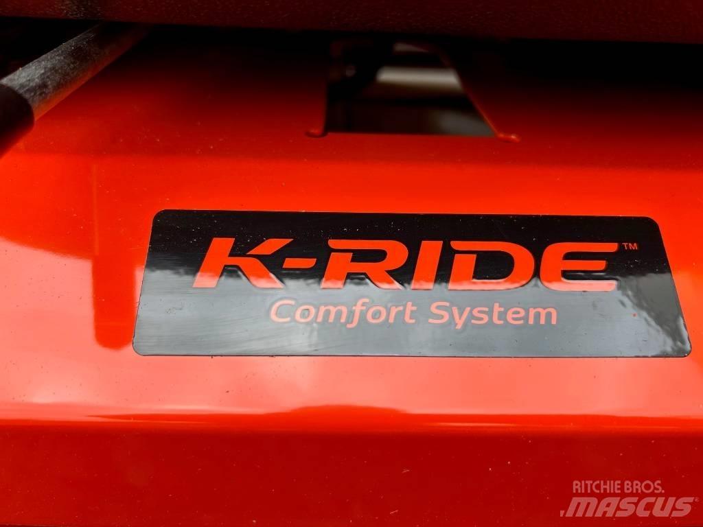 Kubota Z1421 Zero turn mowers