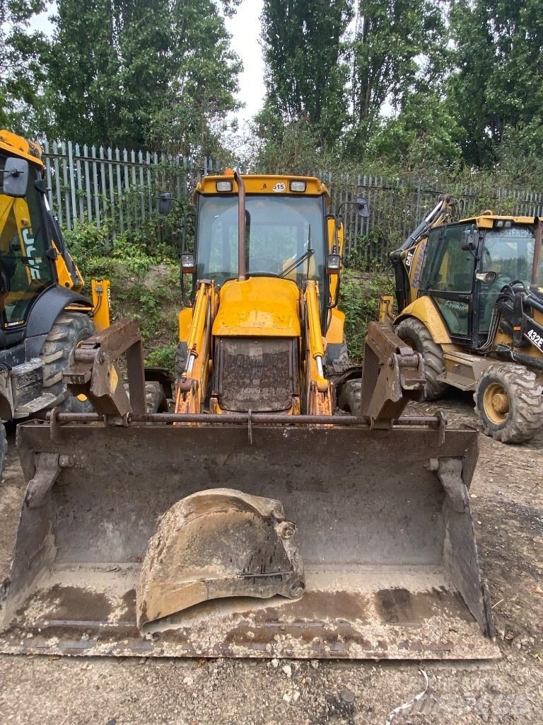 JCB 3 CX Backhoe loaders