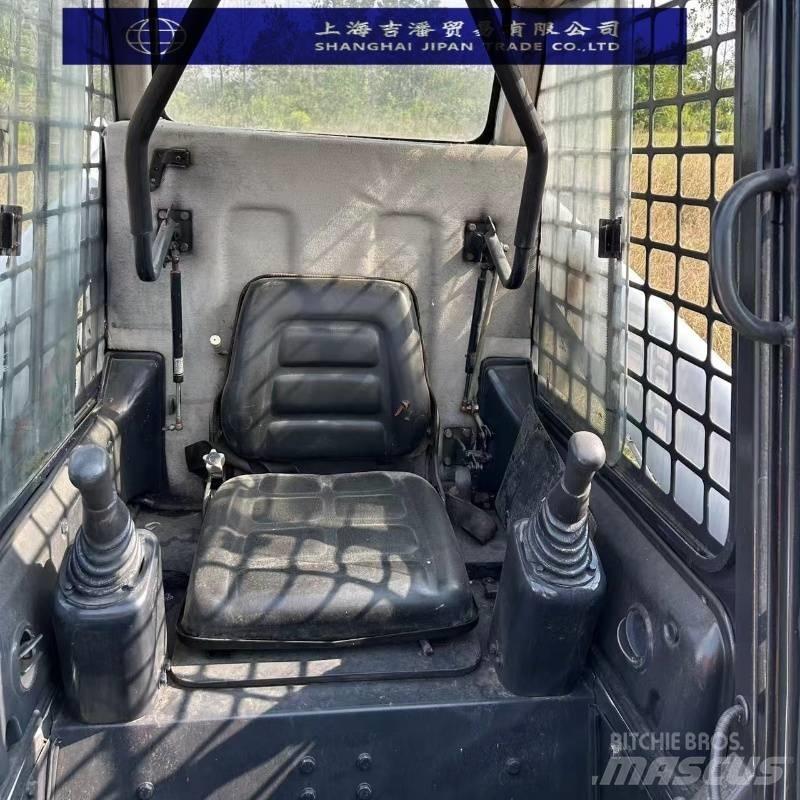 Bobcat S 590 Skid steer loaders
