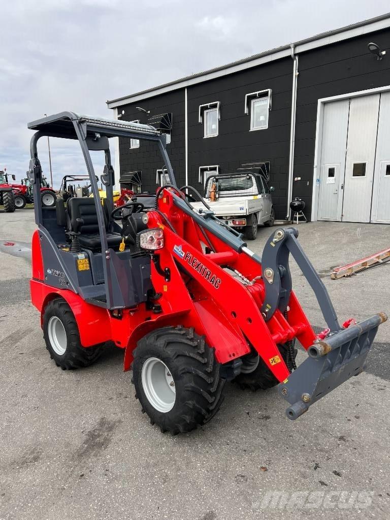 Flexitrac 1126 Multi purpose loaders