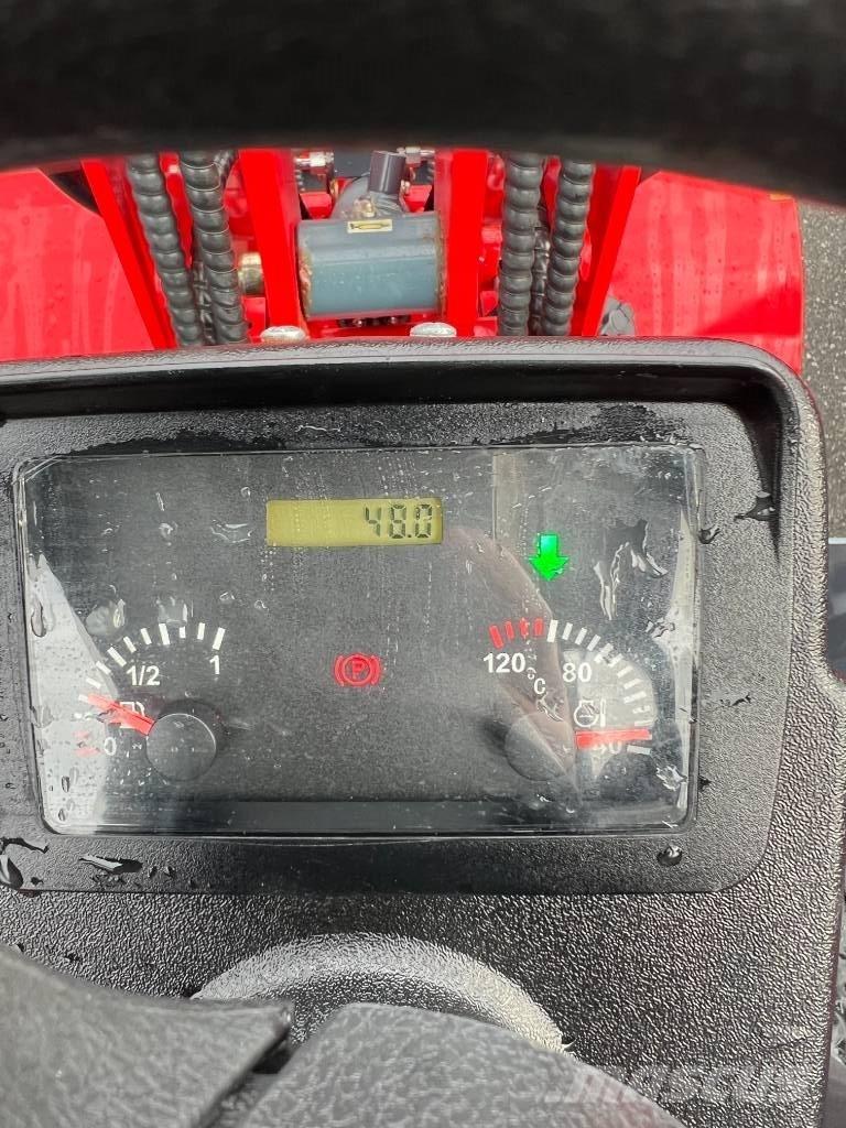 Flexitrac 1126 Multi purpose loaders