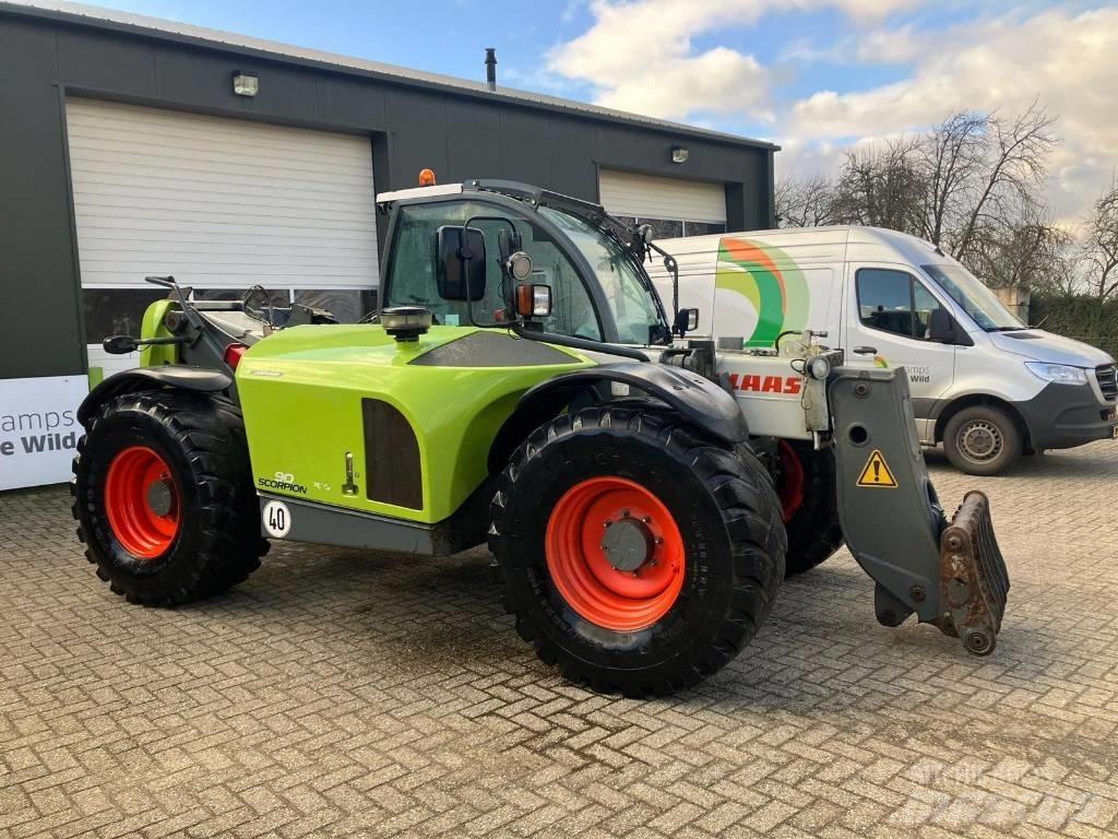 CLAAS Scorpion 9040 Telehandlers for agriculture