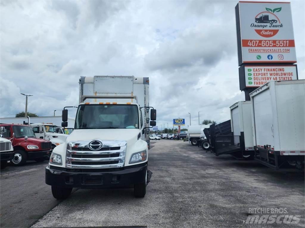 Hino 338 Box body trucks