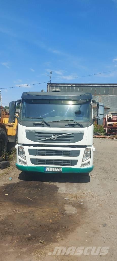 Volvo FM 330 Chassis Cab trucks