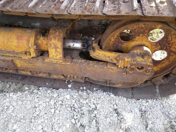 Komatsu D20S-3 Crawler dozers