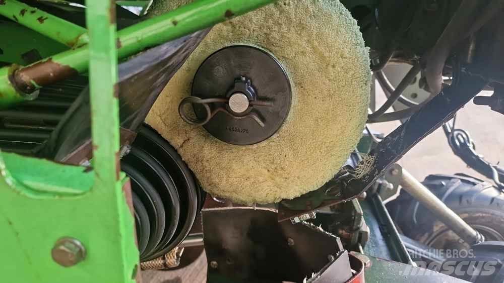 Dewulf PM20 Potato planters