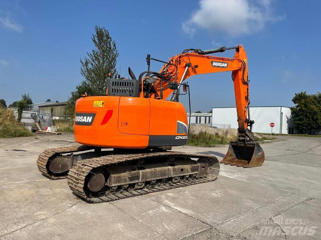 Doosan DX 235 LCR-5 Crawler excavators