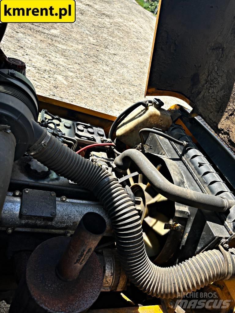 JCB 930 Diesel trucks