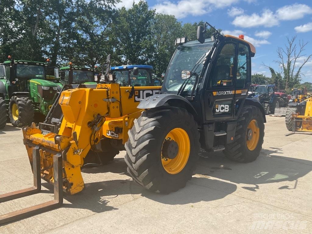 JCB 560-80 AGRI XTRA Telehandlers for agriculture