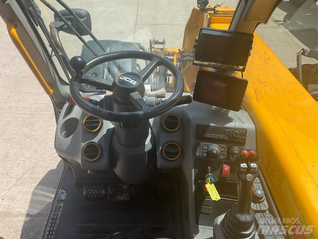 JCB 560-80 AGRI XTRA Telehandlers for agriculture