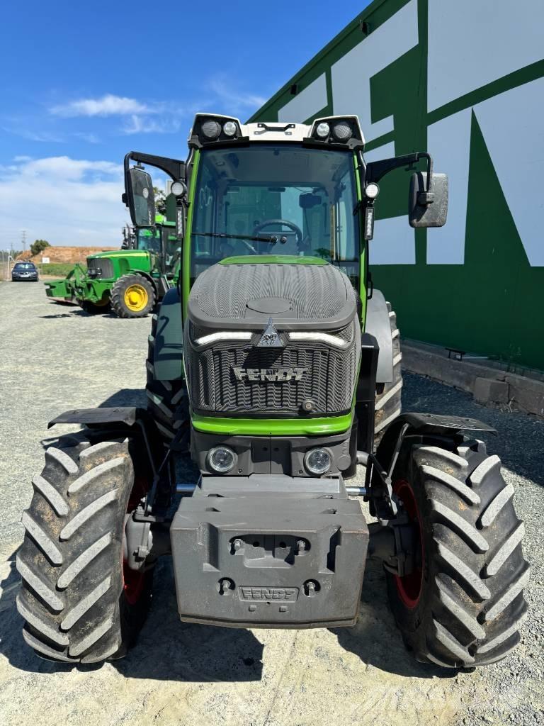 Fendt 211 P Tractors