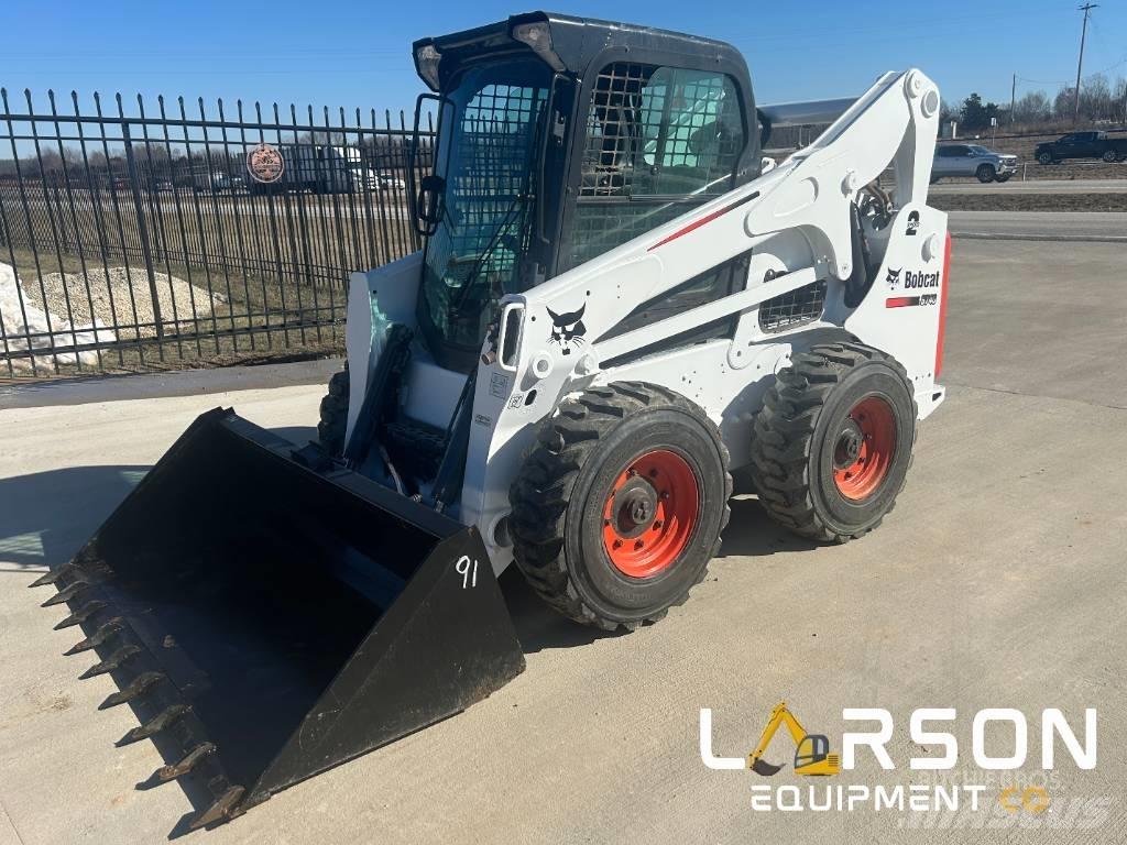 Bobcat S740 Skid steer loaders