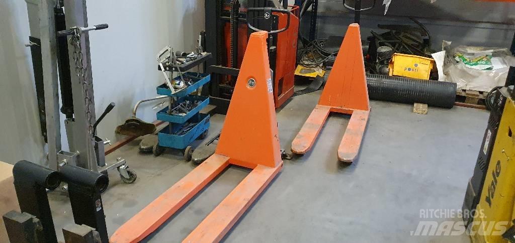 BT HHL100 Hand pallet truck
