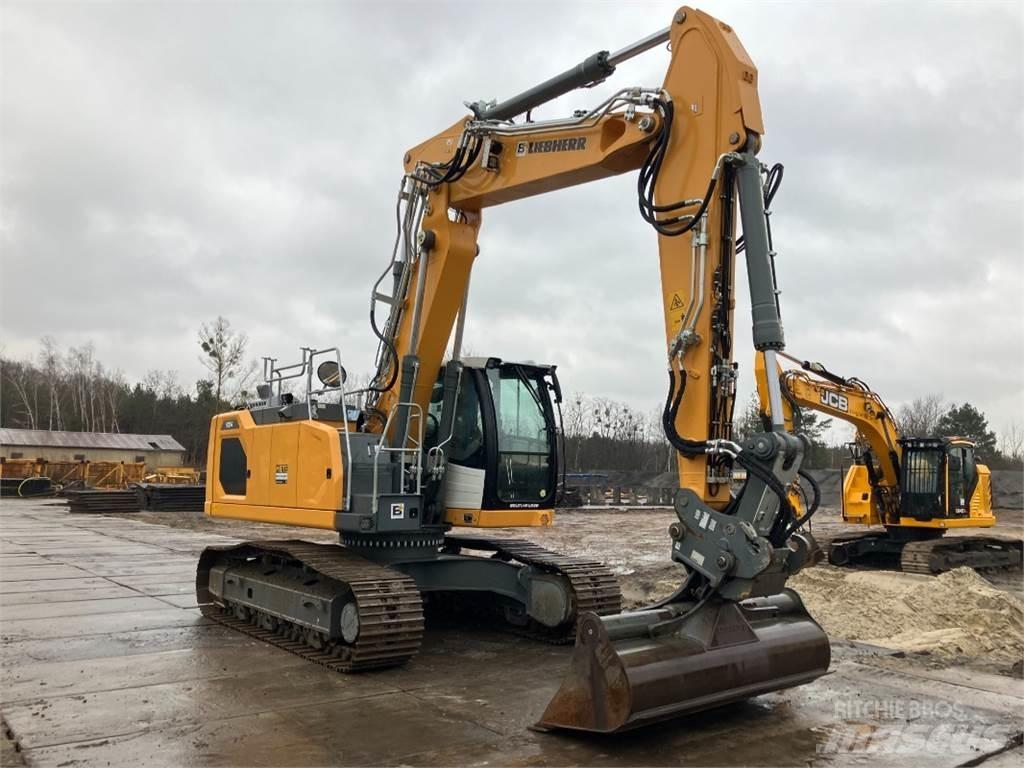 Liebherr R924 Crawler excavators