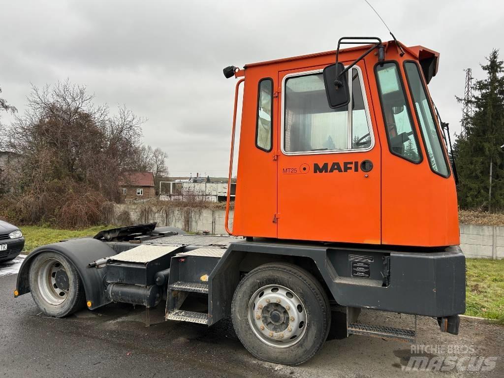 Mafi MT 25 Terminal tractors