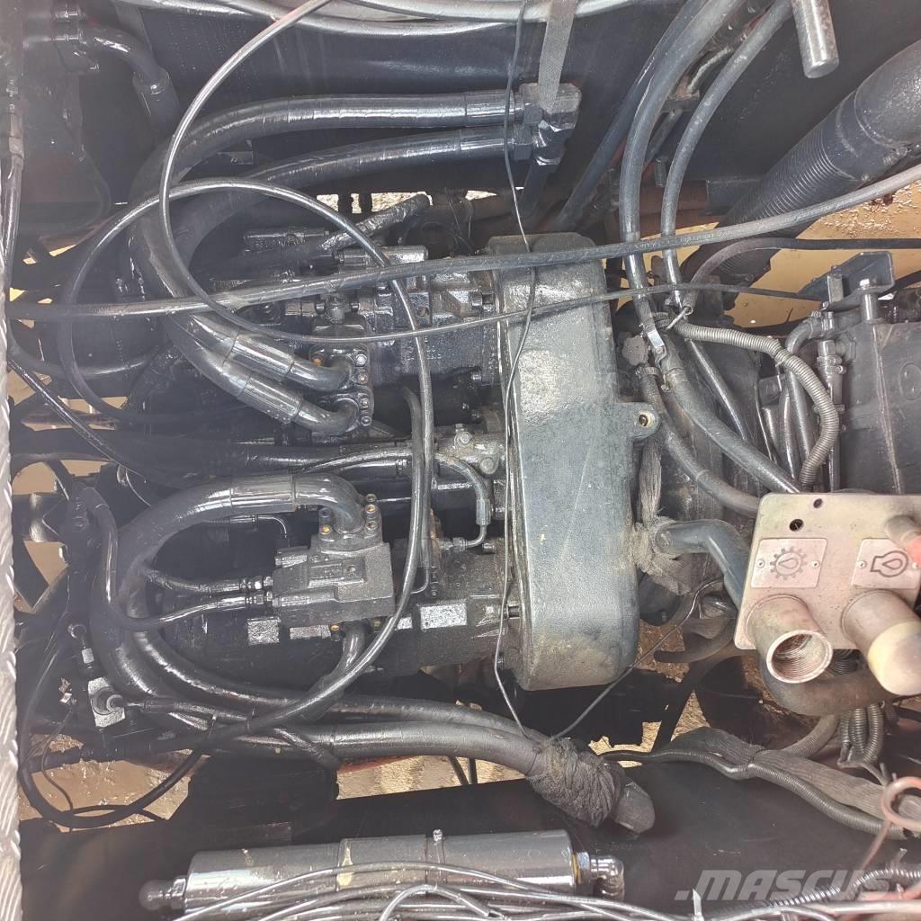 Kalmar DRF450 Reachstackers