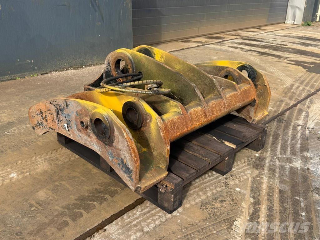 CAT 950k 962 Quick connectors