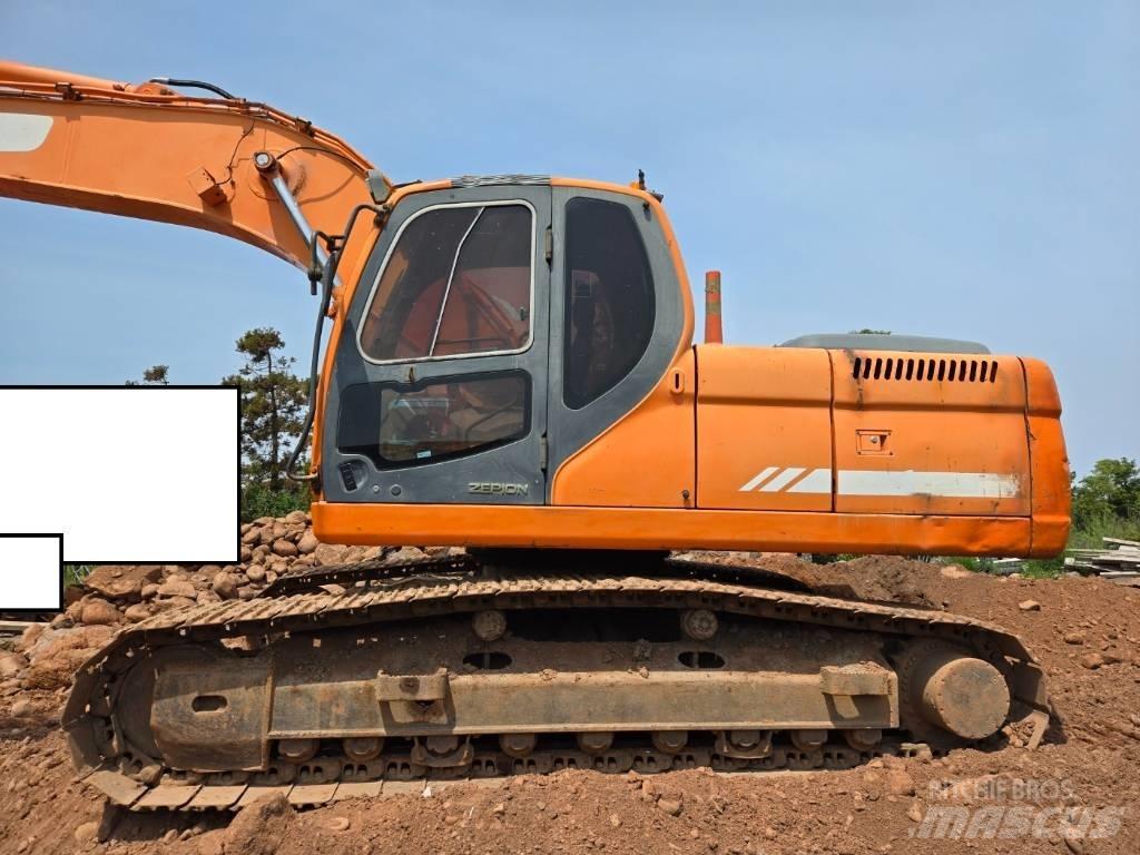 Doosan DX 220 LCA Crawler excavators