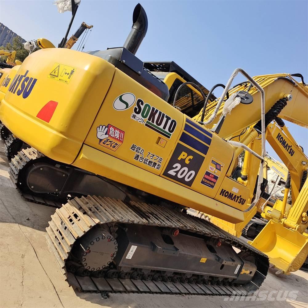 Komatsu PC 200 Crawler excavators