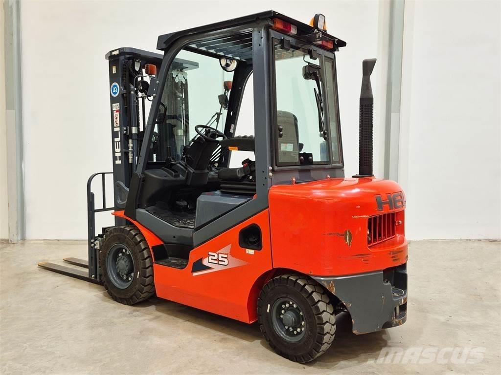 Heli CPCD25 XC26H Diesel trucks