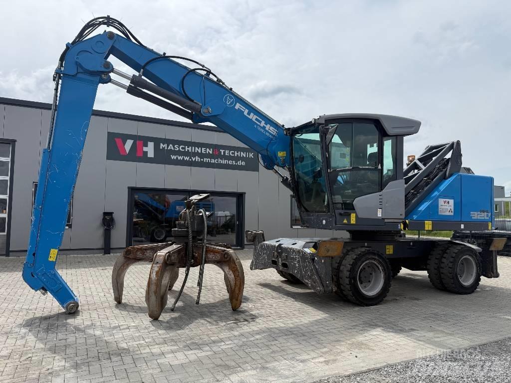 Fuchs MHL 320 Waste / industry handlers