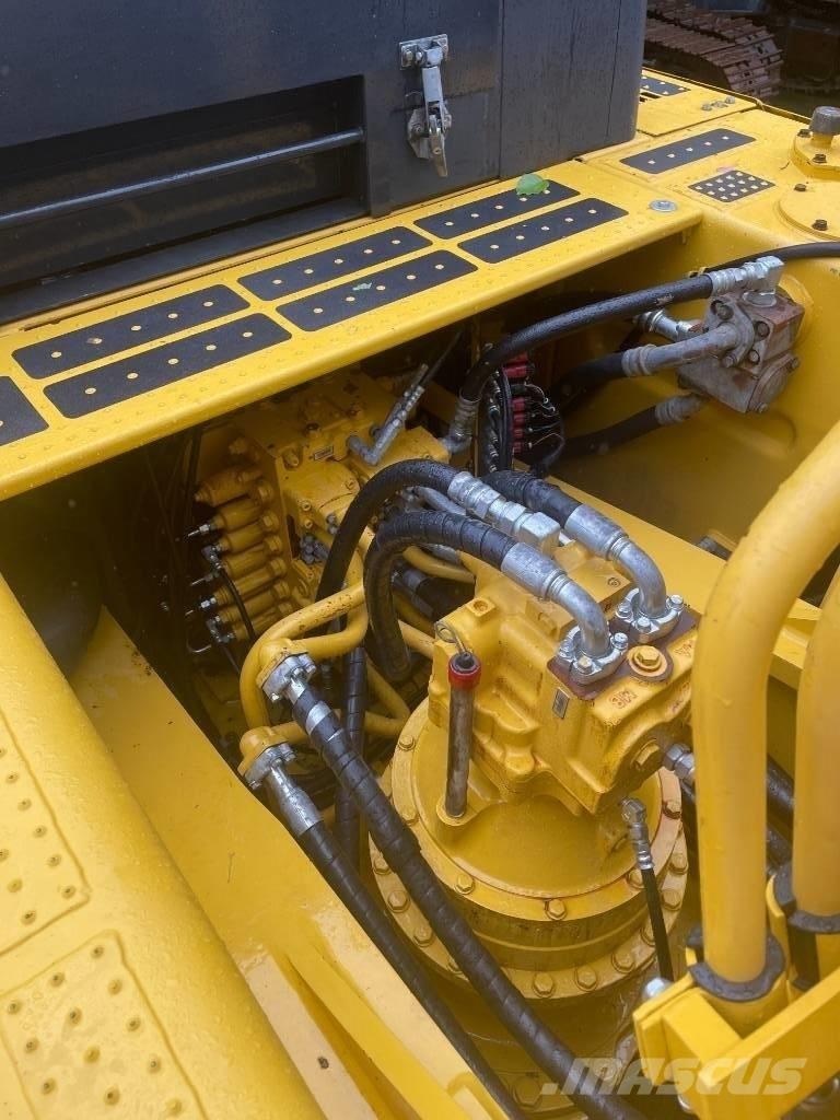 Komatsu PC 400-8 Crawler excavators