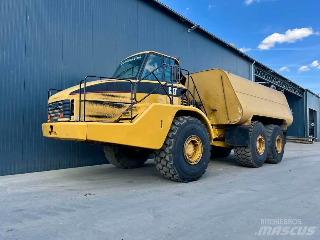 CAT 740 WATER TRUCK Water tankers